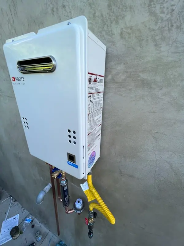 Tankless water heater installation for Fairfield Heights homes